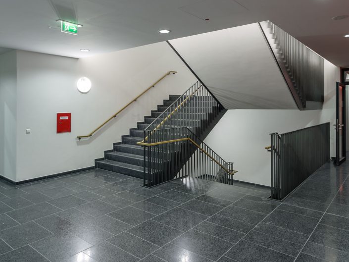 Neubau Universität Leipzig, Institutsgebäude